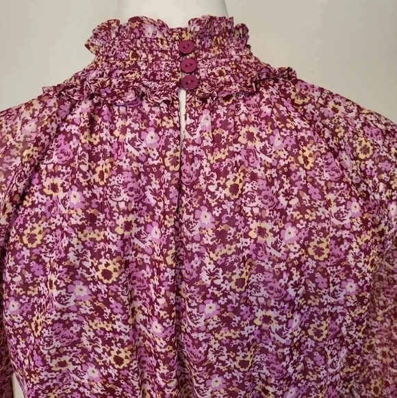 O.P.T On The Run Micro Ditsy Floral Smocked Midi Dress(S) - Picture 9 of 13